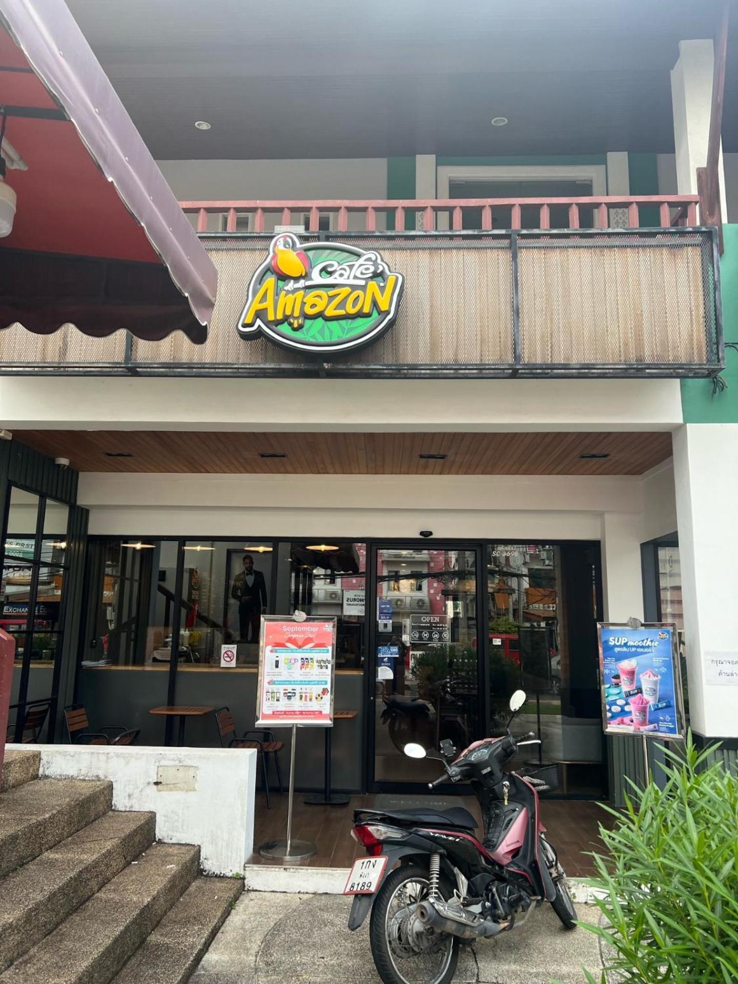 Private Modern Apartments By Patong Vacation Rentals Located In The Heart Of Patong, Walking Distance To The Beach, Kitchen, Private Bathroom, Seating Area, 65" Smart Tv With Free Wifi Exterior foto